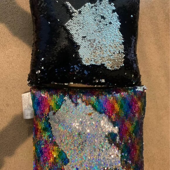 Glitter Sequin Pillows - Picture 4 of 5